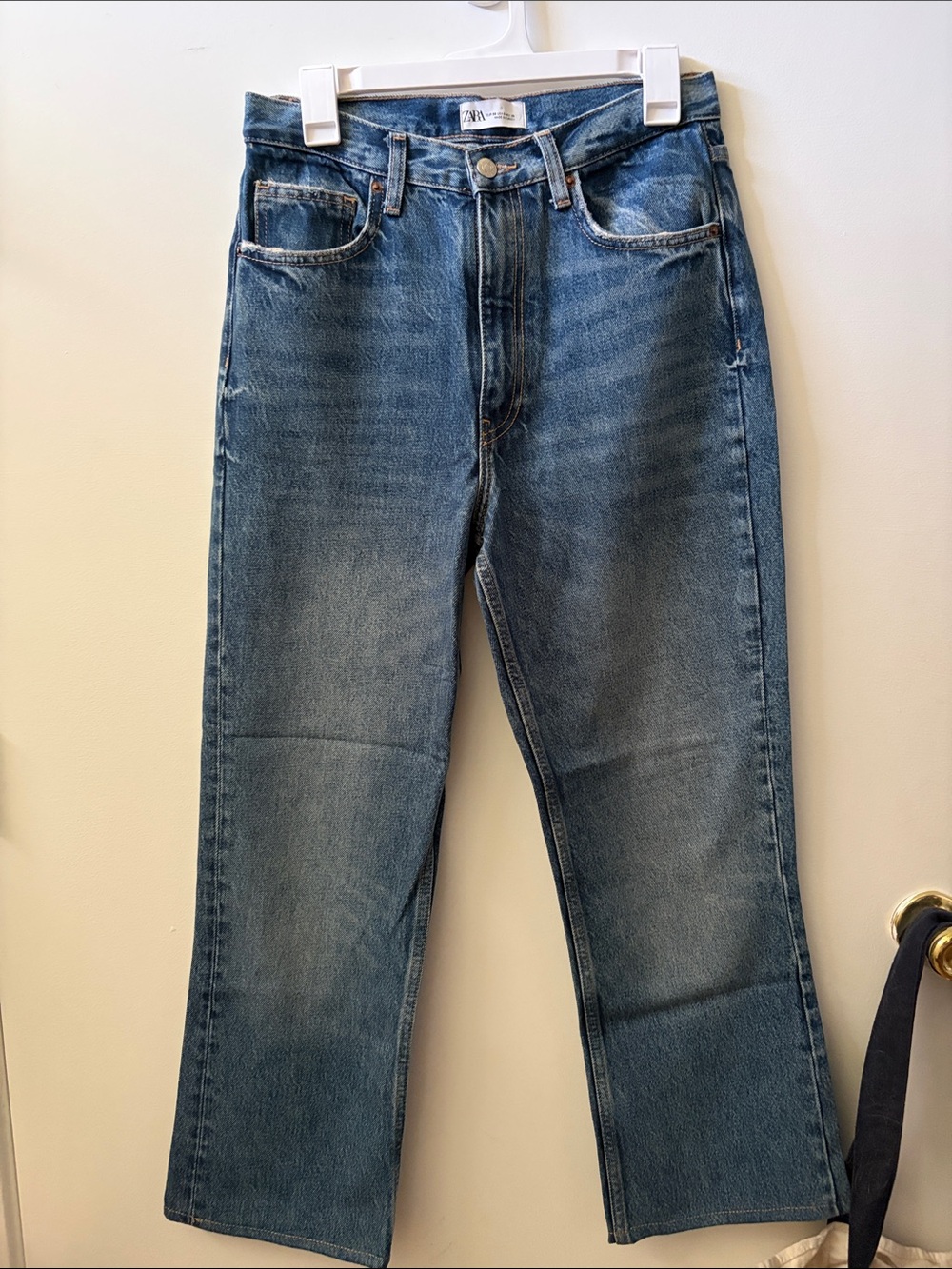 ZARA Womens High Rise Ankle Straight Jeans in Medium Blue Wash NWOT